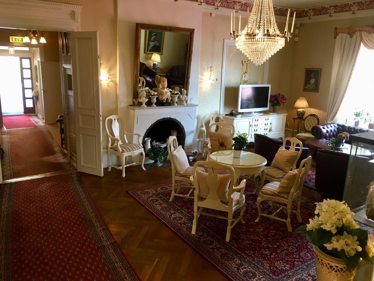 Hotell Torpa Pensionat - Sweden Hotels Södertälje Eksteriør billede