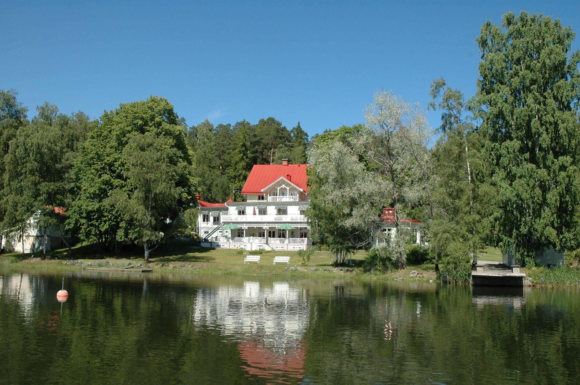 Hotell Torpa Pensionat - Sweden Hotels Södertälje Eksteriør billede